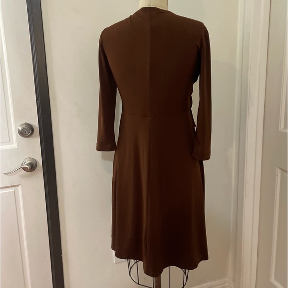 MISS DORBY BROWN WRAP NECKLINE KNIT STRETCH DRESS - Picture 6 of 8